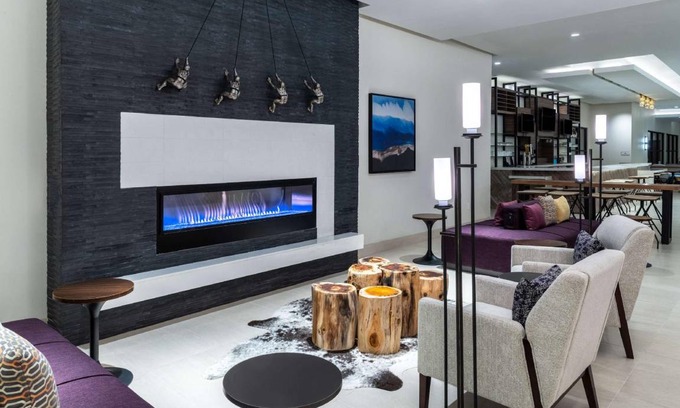 Longmont Hotel | 31 m² Hotel ∙ 127 guests