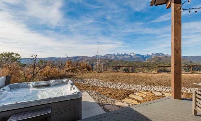 Durango House | 325 m² House ∙ 5 bedrooms ∙ 15 guests