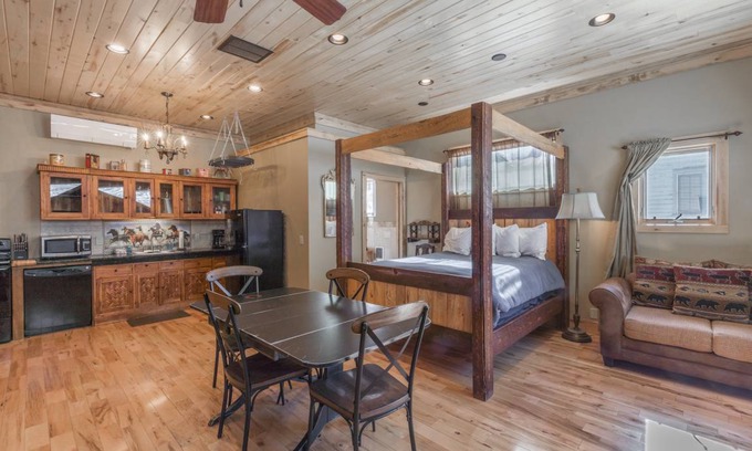 Ouray Condo | 33 m² Condo ∙ 3 guests
