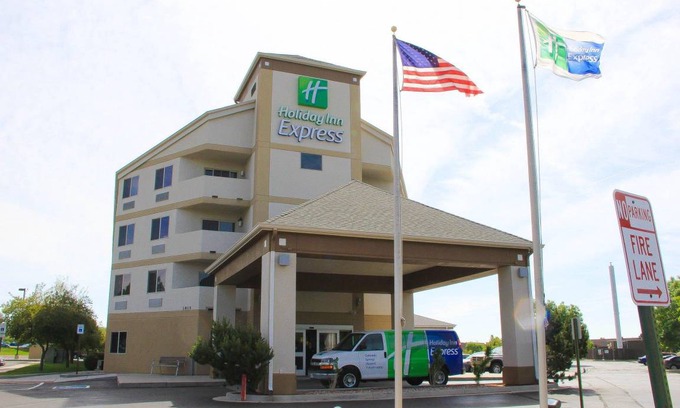 Southeast Colorado Springs Hotel | 33 m² Hotel ∙ 127 guests