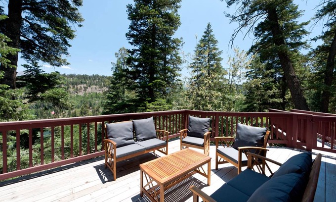 Columbine Lake House | 344 m² House ∙ 6 bedrooms ∙ 14 guests