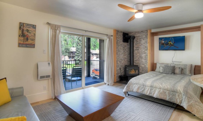 Purgatory Condo | 35 m² Condo ∙ 4 guests