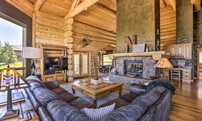 Silvercreek House | 371 m² House ∙ 3 bedrooms ∙ 10 guests