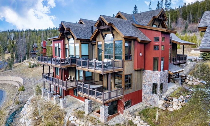 Old Town House | 372 m² House ∙ 4 bedrooms ∙ 10 guests