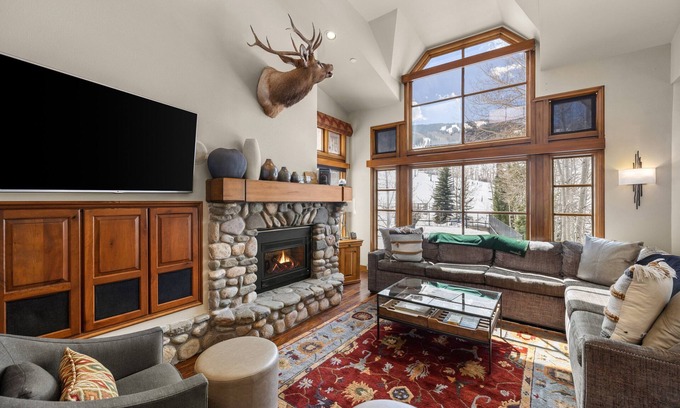 Beaver Creek House | 3BR/3.5BA Townhome Steps to Beaver Creek Village & Lifts by RedAwning