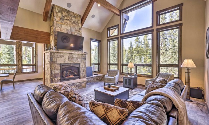 Fairways House | 428 m² House ∙ 5 bedrooms ∙ 14 guests