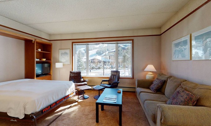 Copper Mountain Village Apartment | 44 m² Studio flat ∙ 6 guests