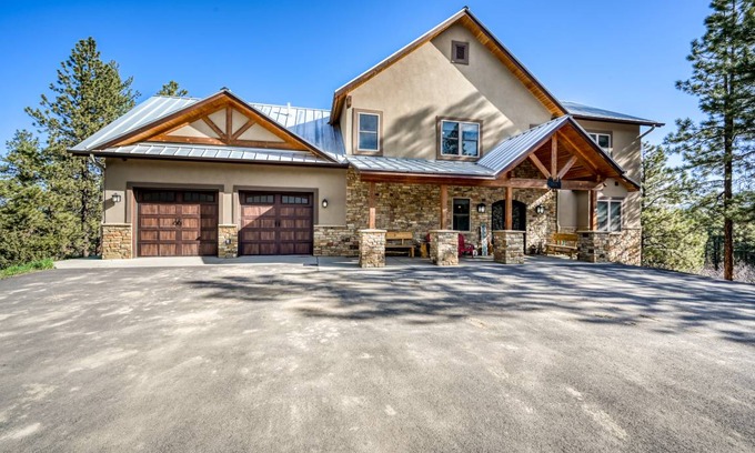 Pagosa Springs House | 476 m² House ∙ 6 bedrooms ∙ 9 guests