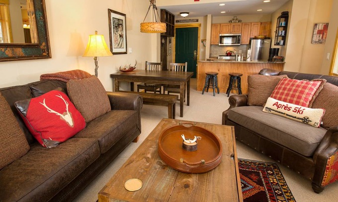Copper Mountain Village Condo | 48 m² Condo ∙ 1 bedroom ∙ 4 guests