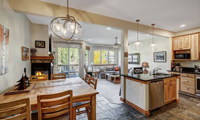 Winter Park House | 4BR Luxury Winter Park Townhome Walk to Main Street & Private Hot Tub
