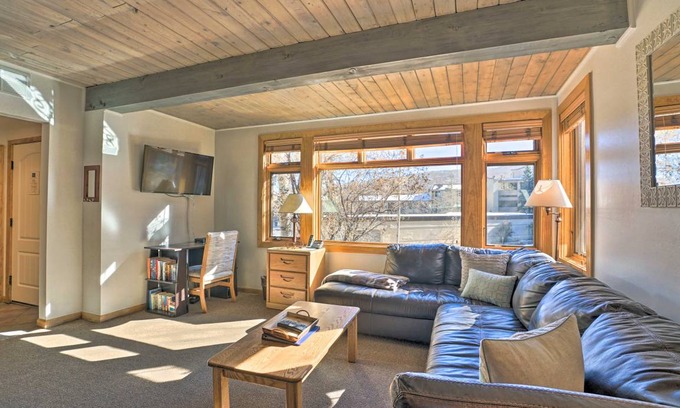 Snowmass Village Apartment | 51 m² Apartment ∙ 1 bedroom ∙ 4 guests