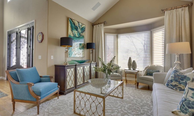 Centennial House | 510 m² House ∙ 4 bedrooms ∙ 8 guests