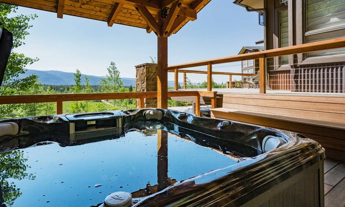 Purgatory House | 511 m² House ∙ 5 bedrooms ∙ 13 guests