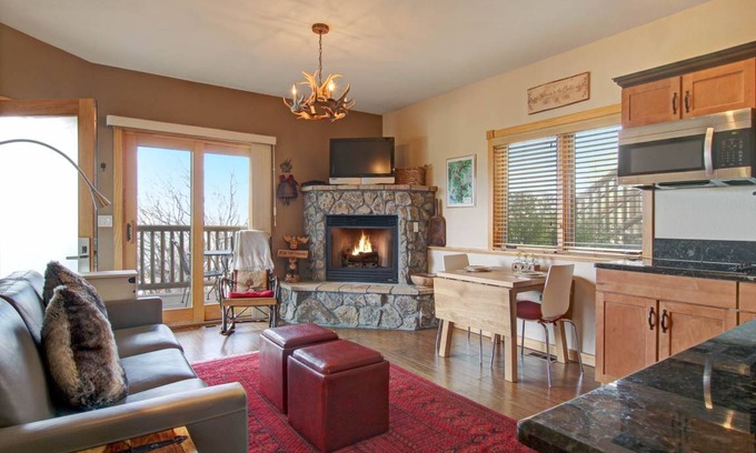 Estes Park Condo | 52 m² Condo ∙ 1 bedroom ∙ 4 guests