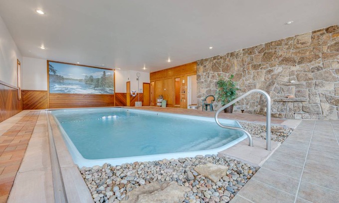 Calhan House | 541 m² House ∙ 4 bedrooms ∙ 22 guests