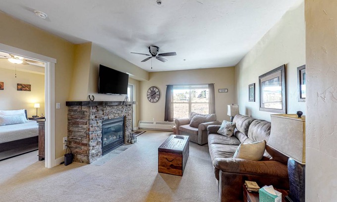 Silvercreek Condo | 55 m² Condo ∙ 1 bedroom ∙ 4 guests