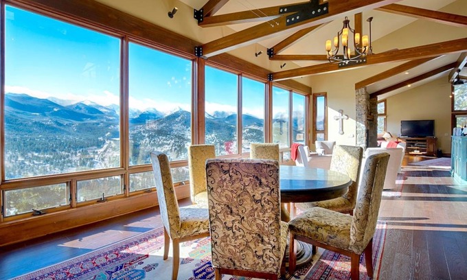 Windcliff Estates House | 605 m² House ∙ 6 bedrooms ∙ 10 guests