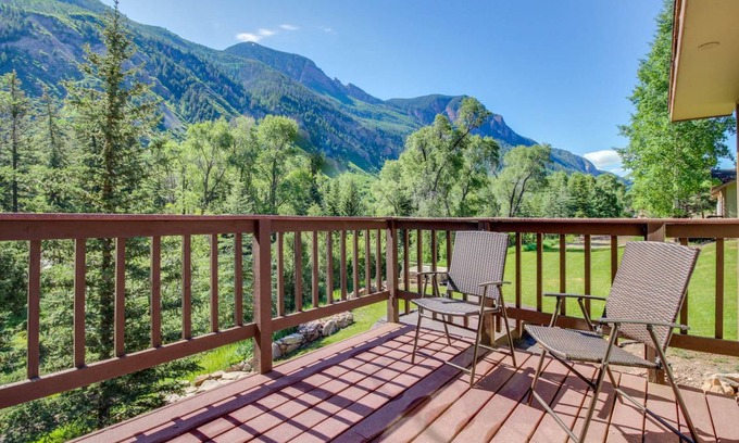 Carbondale Cabin | 65 m² Cabin ∙ 1 bedroom ∙ 4 guests
