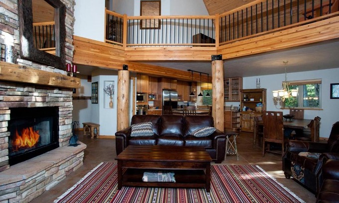 Columbine Lake House | 672 Beaver Circle