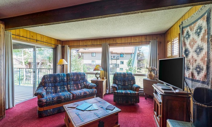 Purgatory Condo | 74 m² Condo ∙ 1 bedroom ∙ 4 guests