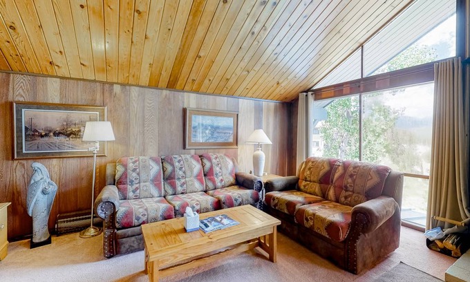 Purgatory Condo | 74 m² Condo ∙ 2 bedrooms ∙ 6 guests