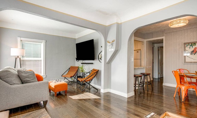 Englewood House | 74 m² House ∙ 2 bedrooms ∙ 3 guests