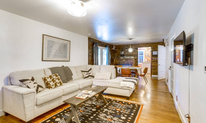 Sunnyside House | 74 m² House ∙ 2 bedrooms ∙ 4 guests