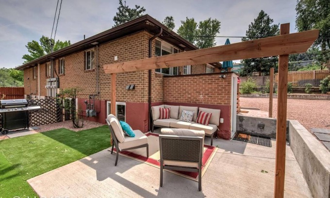 Broadmoor Villa | 75 m² Villa ∙ 2 bedrooms ∙ 4 guests