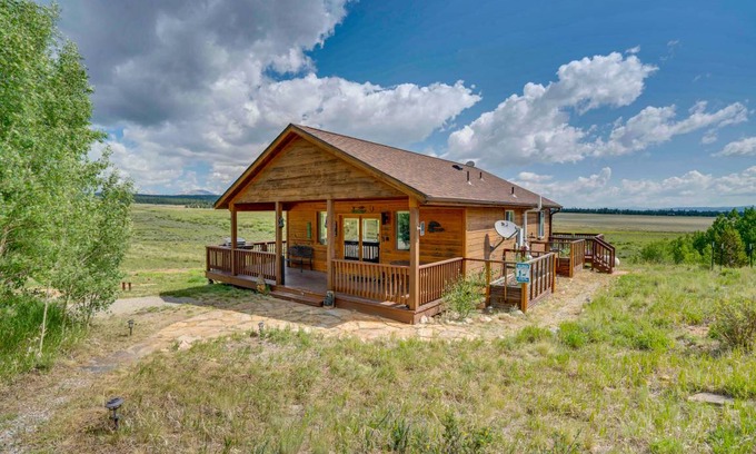 Warm Springs House | 77 m² House ∙ 2 bedrooms ∙ 4 guests