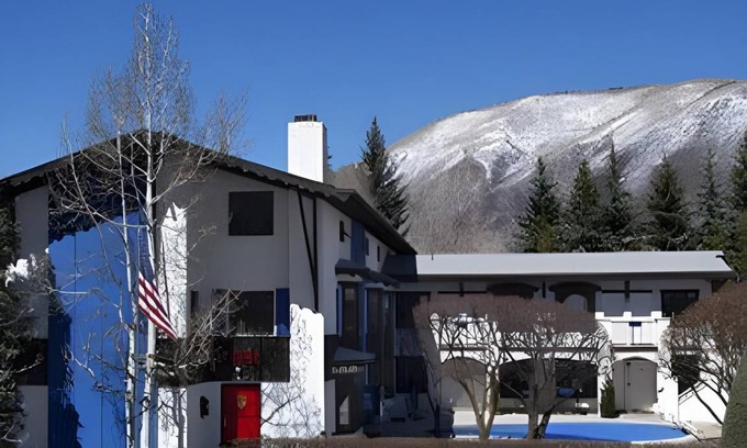 West End Apartment | 79 m² Apartment ∙ 2 bedrooms ∙ 127 guests