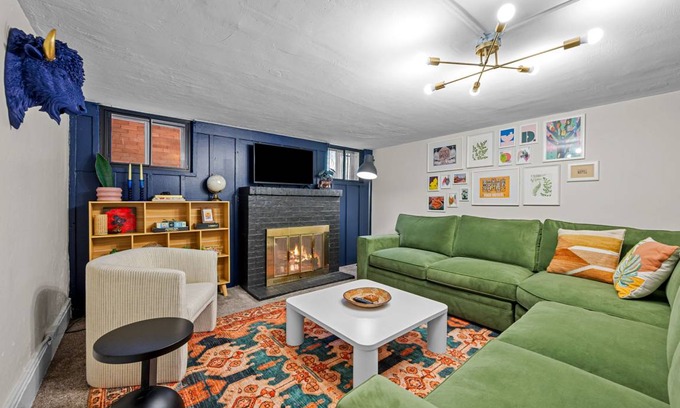 Capitol Hill Apartment | 84 m² Apartment ∙ 1 bedroom ∙ 4 guests