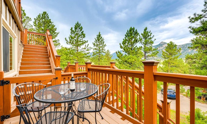 Estes Park Apartment | 88 m² Apartment ∙ 2 bedrooms ∙ 6 guests