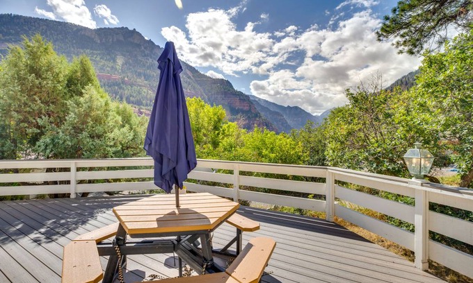 Ridgway House | 92 m² House ∙ 3 bedrooms ∙ 6 guests