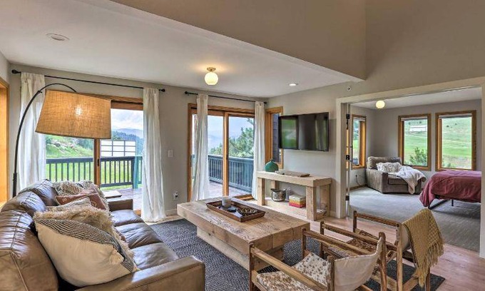 Evergreen House | 93 m² House ∙ 2 bedrooms ∙ 4 guests