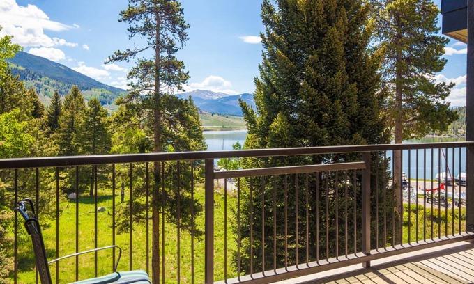 Dillon Condo | 96 m² Condo ∙ 2 bedrooms ∙ 6 guests