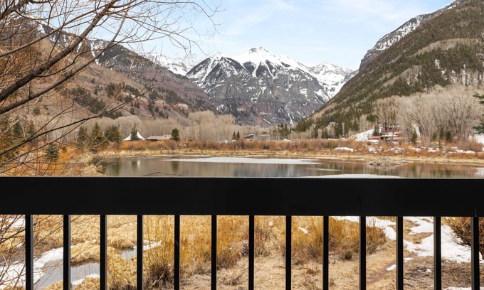 Telluride House | 97 m² House ∙ 2 bedrooms ∙ 7 guests