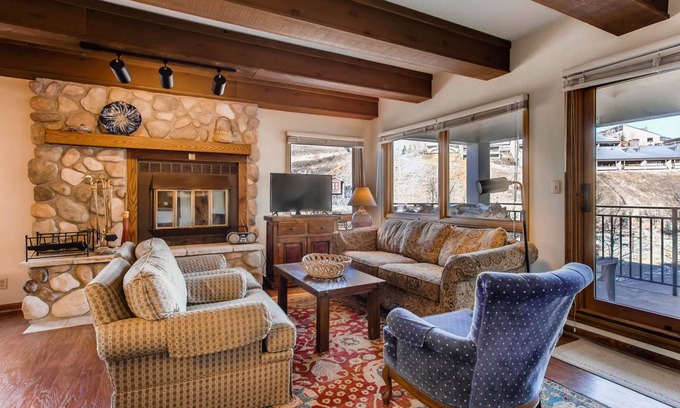 Crested Butte Condo | 98 m² Condo ∙ 2 bedrooms ∙ 6 guests