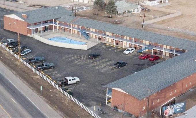 Evans Hotel | Americas Best Value Inn Greeley Evans