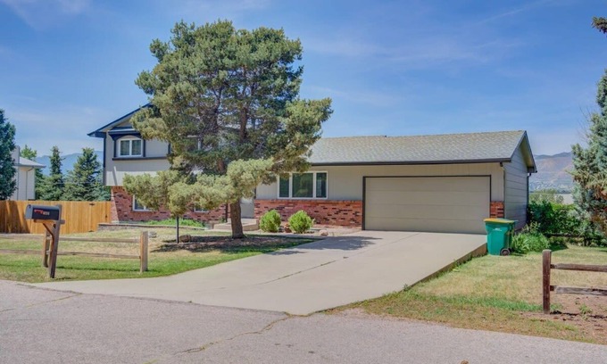 Northeast Colorado Springs House | Antler Lodge | Great Location | Pet-Friendly, BBQ!