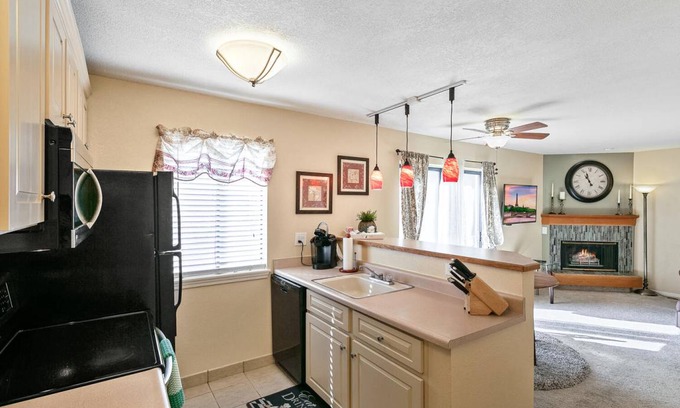 Englewood Apartment | Apartment ∙ 1 bedroom ∙ 2 guests