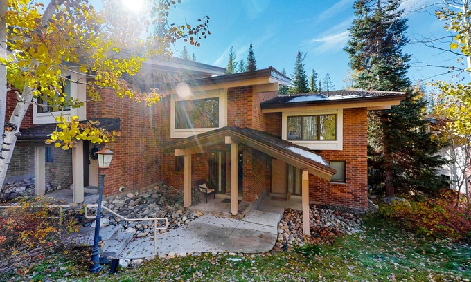 Steamboat Springs House | Attractive Townhouse Close to Lift w/Private Washer/Dryer, WiFi, Deck, Fireplace