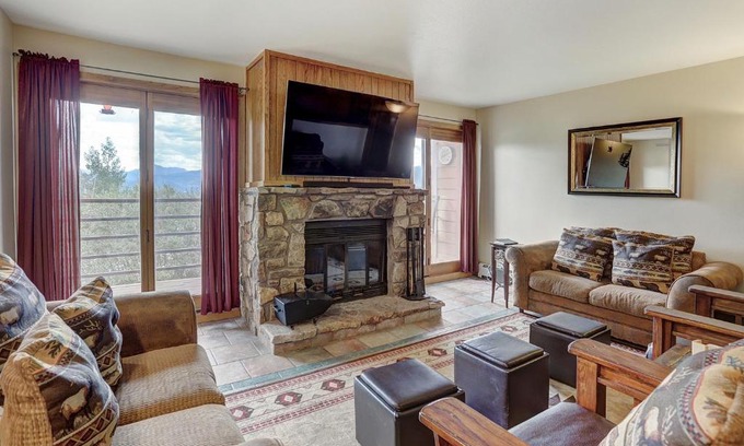 Wildernest Apartment | BB204 Buffalo Village Condo