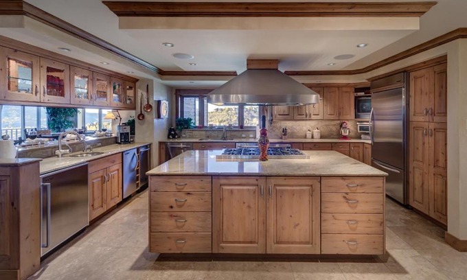 Steamboat Springs Apartment | Bear Claw 306 - Ski-in Ski-out Condo!