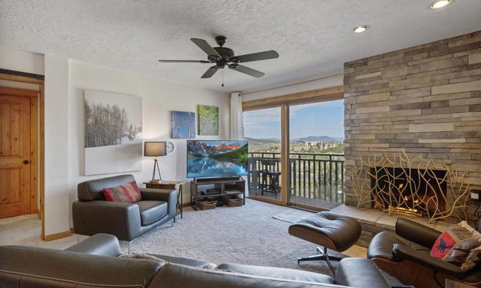 Steamboat Springs Apartment | Bear Claw 514 - Ski-in Ski-out Condo!