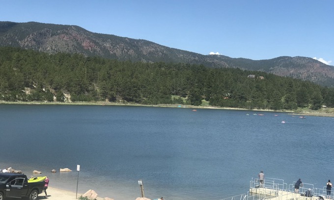 Monument Apartment | Beautiful 2 BR. Lake Side home pvt entrance. Walkout to Monument Lake. Sleeps 6