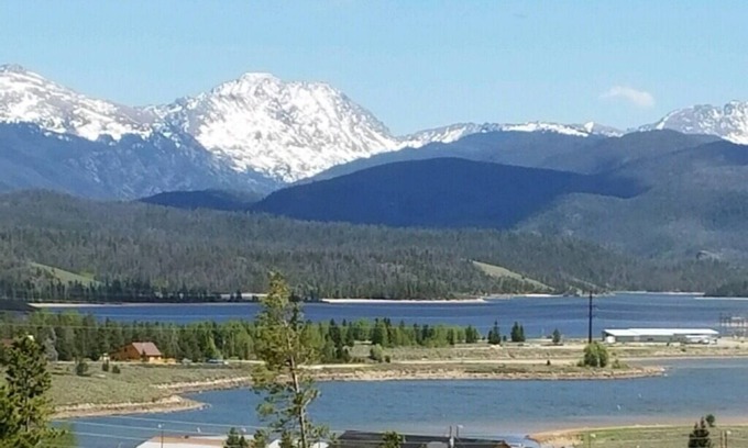Grand Lake House | Beautiful mountain home with stunning lake views