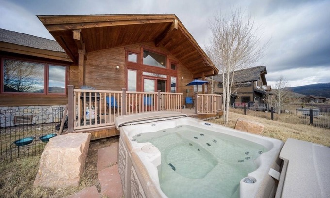 Tabernash House | Beautiful Winter Park Ski Area Home with Hot Tub & Views!