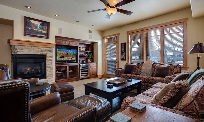 Steamboat Springs Condo | BL6106 | Mountain Residence | Private Patio with Hot Tub | Air Chilling