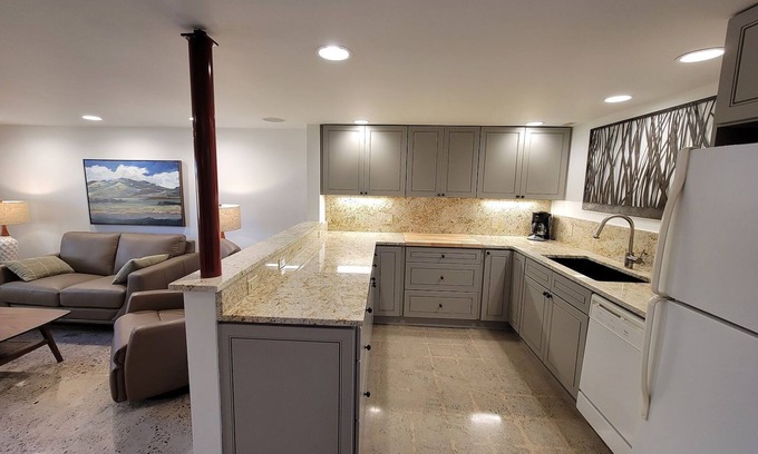 Mapleton Hill House | Boulder's Villa Sanitas