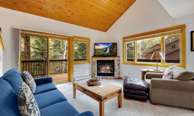 Fall River Estates Condo | Bugle Pointe B23 River View!